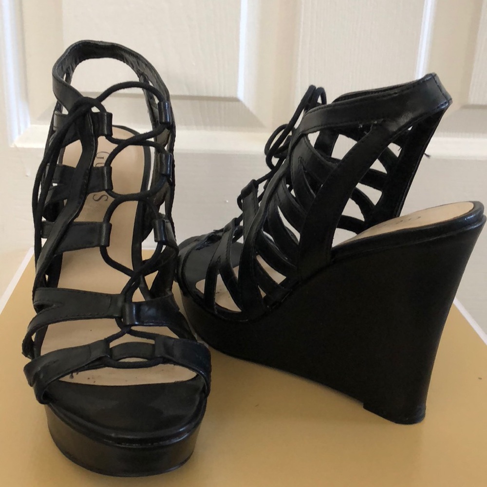 Guess wedge heel sandal